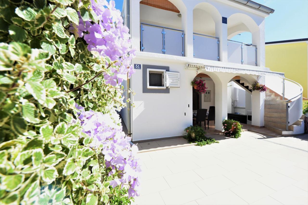 Apartment Lavender Вир Екстер'єр фото