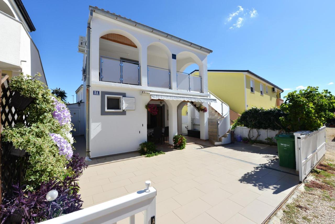 Apartment Lavender Вир Екстер'єр фото