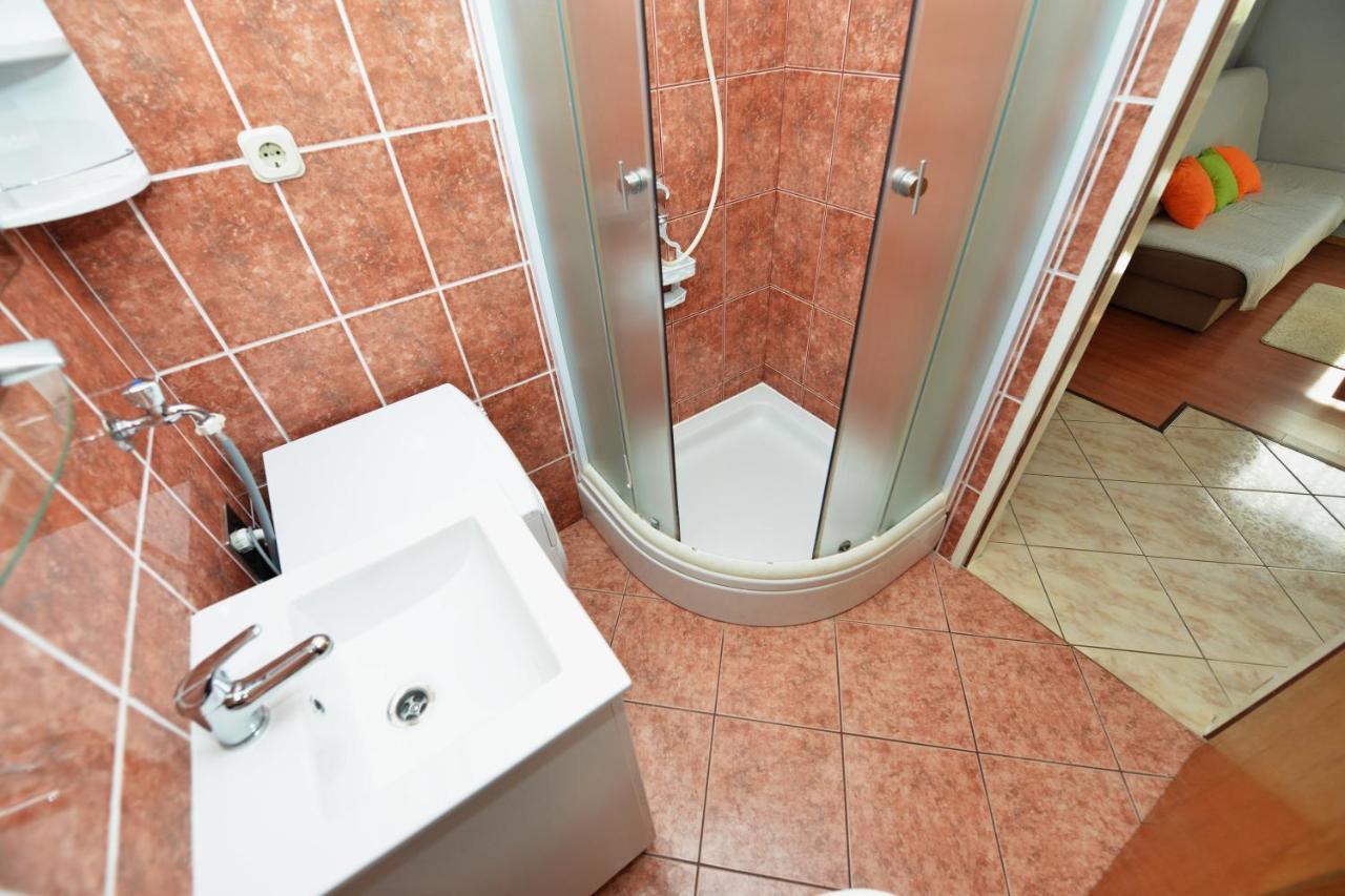 Apartment Lavender Вир Екстер'єр фото