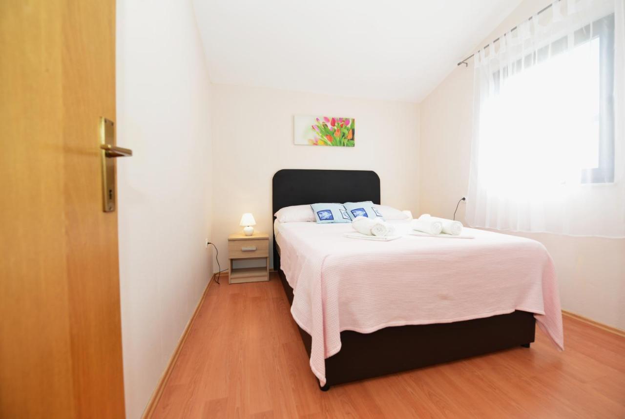 Apartment Lavender Вир Екстер'єр фото