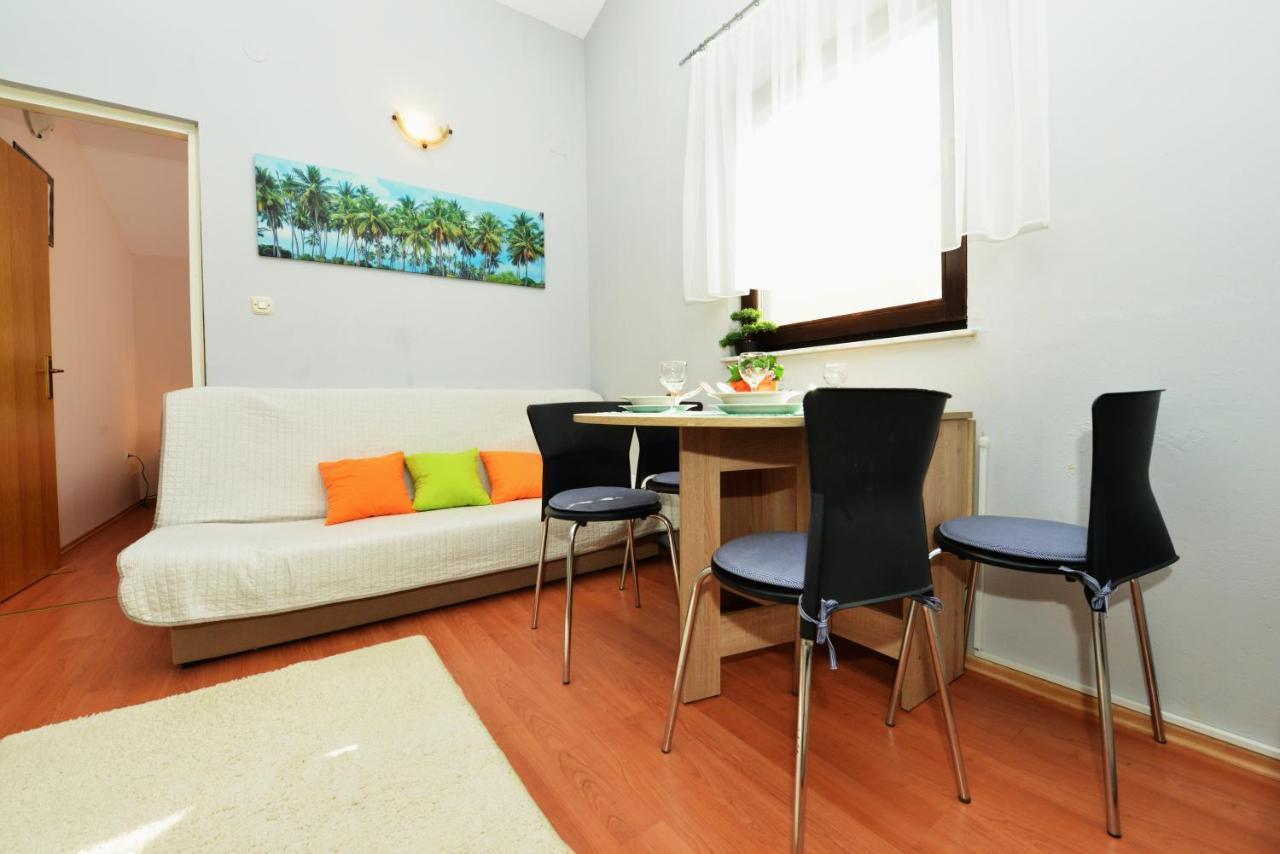Apartment Lavender Вир Екстер'єр фото